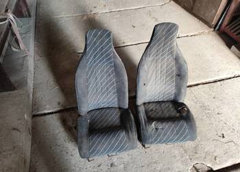 Fotele lotnicze Fiat 126p Maluch wąskie. 2szt.