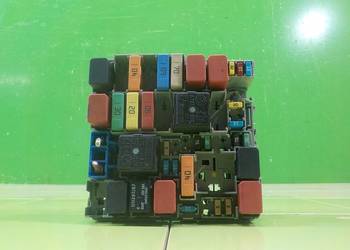 ALFA ROMEO GIULIETTA 1.4 TB 11r HB 5D skrzynka bezpiecznikow 50518876