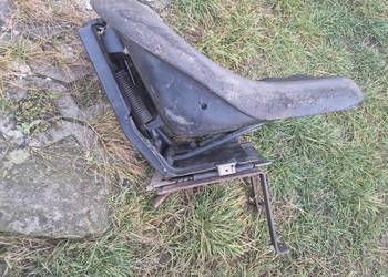 Ursus C-330 fotel siedzenie