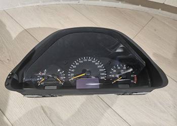 MERCEDES W208 Zegary