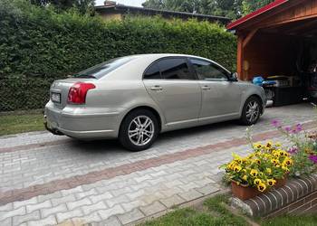 Toyota Avensis T25 1.8 benzyna