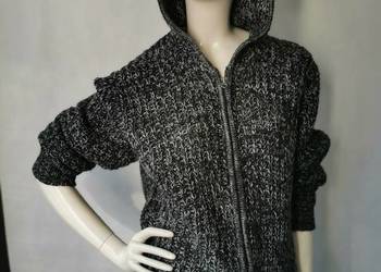 sweter z kapturem roz M