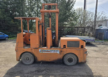 Wózek widłowy boczny IRION 30 14 40 (MERCEDES / ładowność 3 t / 4 m)