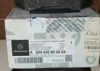 KLOCKI HAMULC. MERCEDES W211 E-KLASA 05- A004420802064