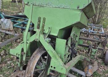 Sadzarka do ziemniaków czeska sadzarka dwurzędowa