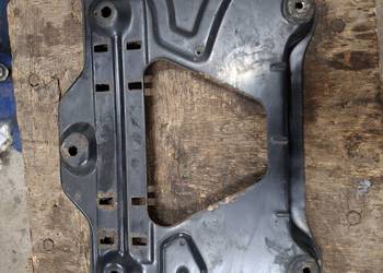 Mercedes w124 osłona pod akumulator