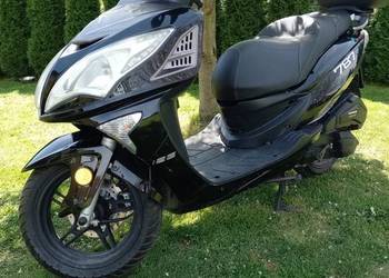 Skuter Romet 787- motocykl 125cm - stan jak nowy - kufer, kask - prywatnie