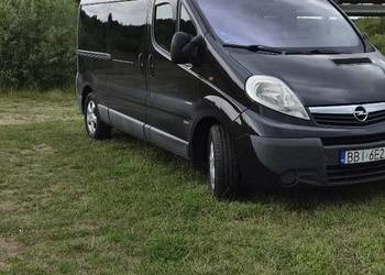 Opel Vivaro L2H1 9 os. Czytaj opis