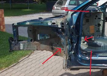 Audi Q8 E-TRON SUV 4KE ćwiartka lewa przód przednia oryg USZKODZONA !  Audi Q8 E-TRON SUV 4KE ćwiartka lewa przód przednia oryg USZKODZONA !