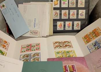 Duży album klaser ze starymi znaczkami pocztowymi świat temat rośliny