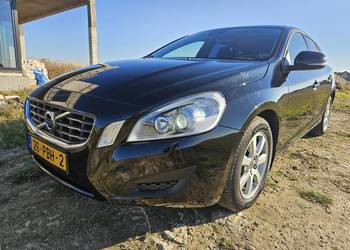 Volvo V60 1.6TB T4 180ps Klimatronik * Parktronik * Xenon * Zadbany * Polec