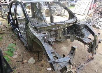 ĆWIARTKA PODŁUŻNICA PRAWY PRZÓD NH731P CRV IV