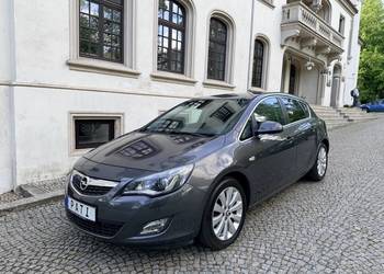 Opel Astra J 1.6 Benzyna 115 KM | Świeżo sprowadzony z Niemiec | Bogate wyp