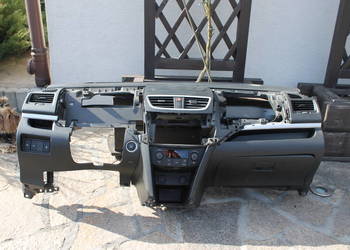 deska ,konsola suzuki swift mk7 10-