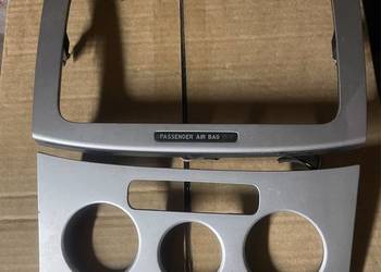 Orginalna ramka 2din radia VW Passat b6 dekor
