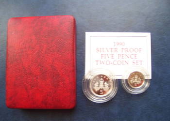 Stare monety 5 pens 1990 2monety Anglia stan menniczy Srebro