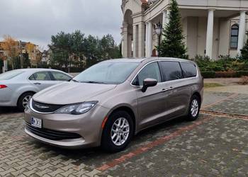 Chrysler Pacifica 8 osobowa