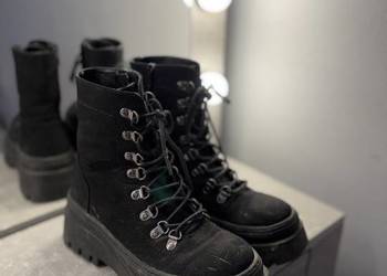 Buty zimowe / jesienne trepy / botki czarne wiązane