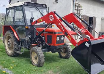 Ładowacz czołowy firmy Agrosped model V-700 Euroramka #66