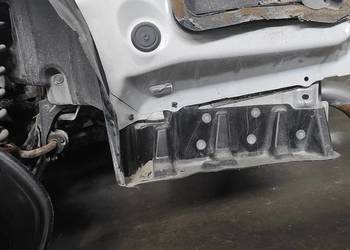 Sprzedam Osłonę błotnika lewy tył Subaru Outback V 14-20
