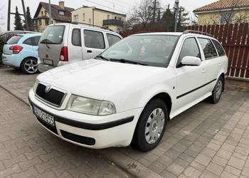 Skoda Octavia tour 2010 rok 1.6 mpi+lpg