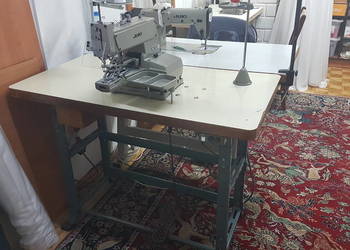 Guzikarka Juki Mb 372