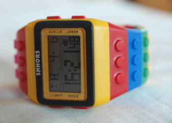 Zegarek klocki LEGO elektroniczny cyfrowy dzieci ramka czarno-żółta