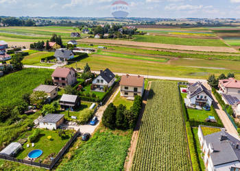 Dom z dużą działką