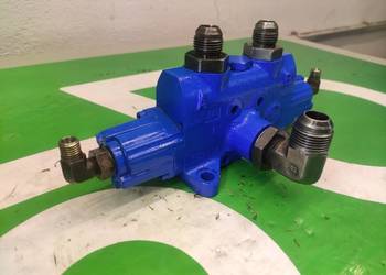 Sekcja rozdzielacza 190118 01 Rexroth Massey Ferguson 8937