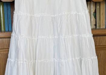 Biala dluga spodnica z falbanami