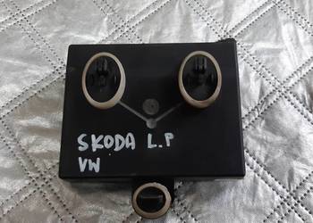 VW SKODA moduł drzwi lewy przód 5Q0959593E