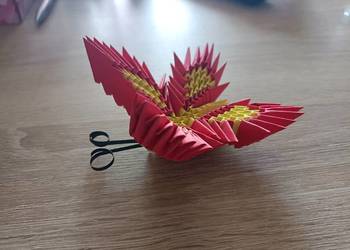 Motyl Czerwono-Żółty Origami Modułowe 3D