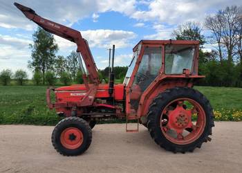 Ciągnik Zetor 5711 z turem