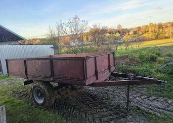 Przyczepa wywrotka jednoosiowa