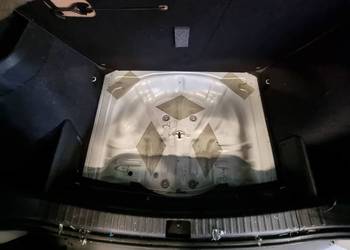 PAS TYLNY / WANNA SKODA KAROQ