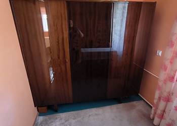 Szafa 3 drzwiowa PRL na wysoki połysk.