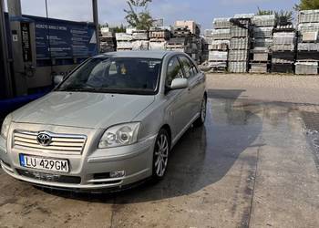Toyota avensis 2004r 2.0 benzyna