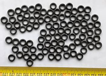 Rdzenie ferrytowe koliste fi- 10 mm.