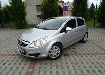 OPEL CORSA Zarejestrowana z ważnymi opłatami Klimatyzacja