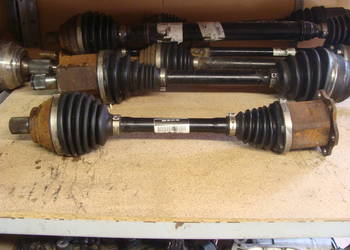 PÓŁOŚ LEWA PRZEDNIA VW AUDI SEAT 1.0 TSI 5Q0407271DB