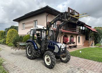 Farmtrac 555 DT Krajowy Ciągnik Rolniczy z napędem 4x4 i Turem z 2014 roku