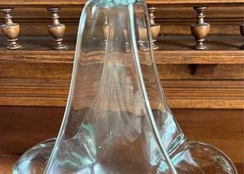 Koszyczek szklany. Szkło w odcieniu niebieskoszarym  Finezyjny kształt.   R