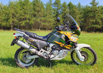 Honda XRV 750 Africa Twin RD 07A, zadbana, dodatki, zawias Wilbers
