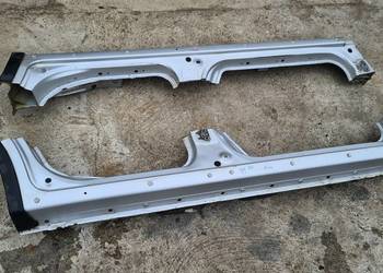 Suzuki Ignis MH Subaru G3X Justy Próg Progi zewnętrzny srebr