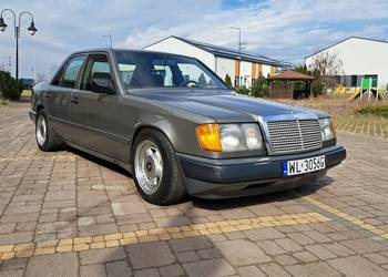 1986 Mercedes W124 sedan 3.0 benzyna wąska listwa