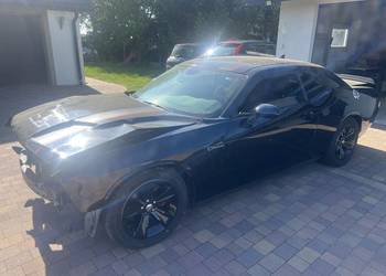 Dodge challenger