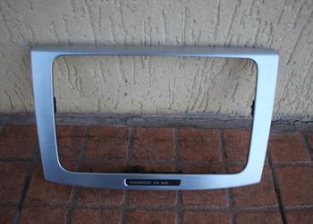 RAMKA RADIA VW PASSAT B6 3C0858069