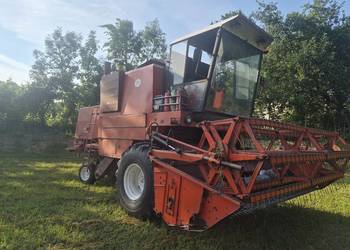 Bizon ZO56 ze stołem do rzepaku