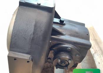 Skrzynia kątowa CKA68815 Manitou MT 1440