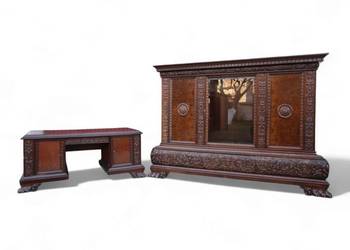 Neorenesansowy komplet gabinetowy z 1925 roku.